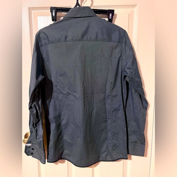 Button down shirt - Picture 2 of 5